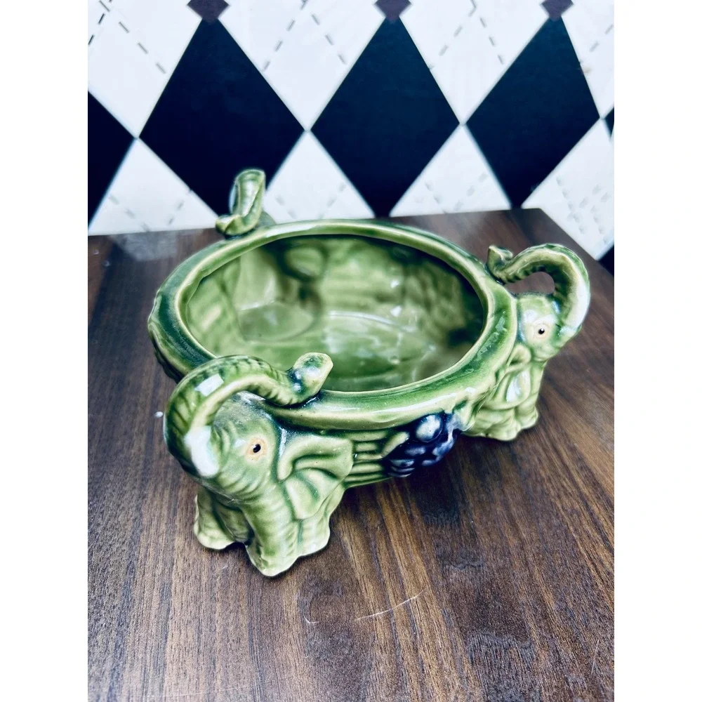 Vintage Elephant Candy Dish Green Ceramic Trinket Bowl Grape Relief Decor - Picture 11 of 17